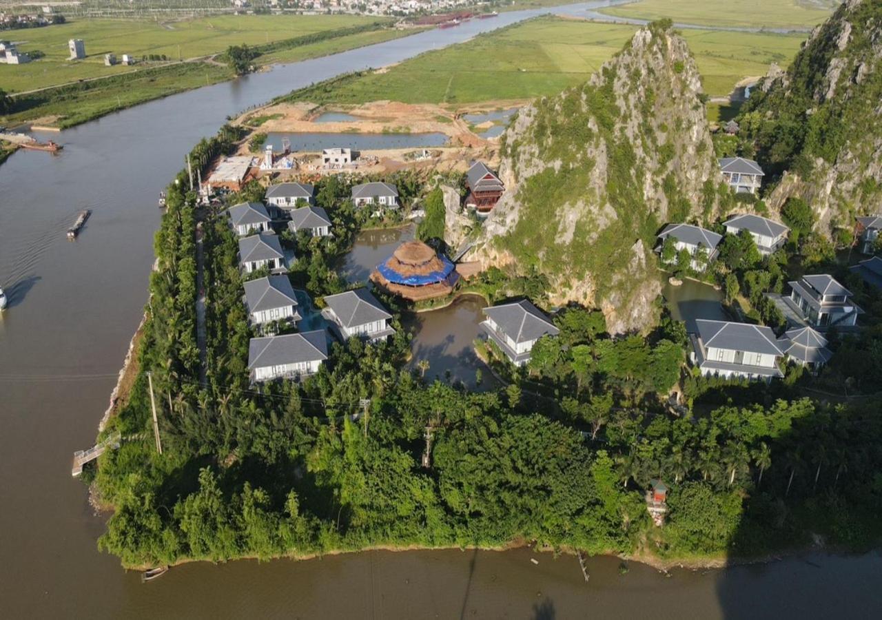 Minawa Kenhga Resort & Spa Нин Бин Екстериор снимка