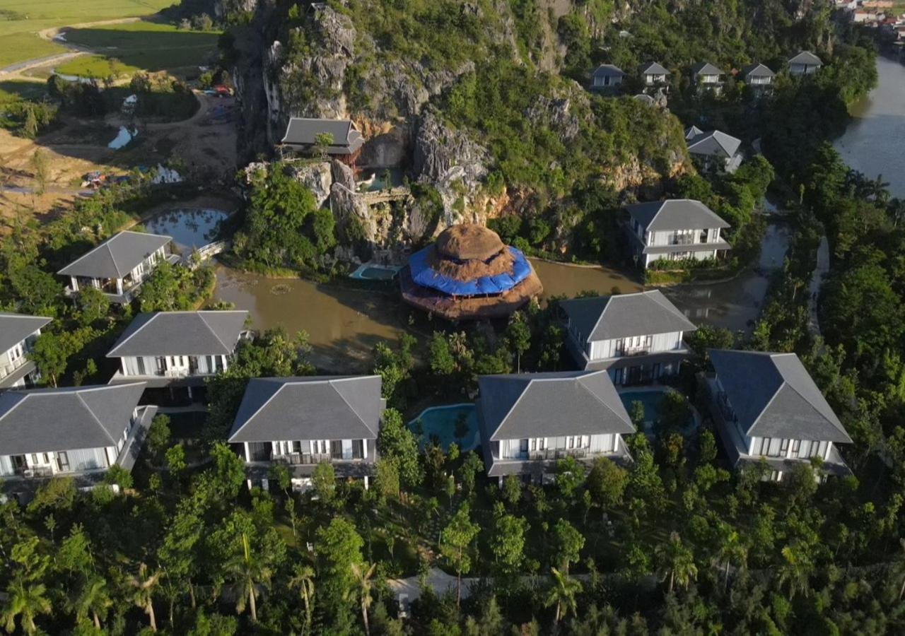 Minawa Kenhga Resort & Spa Нин Бин Екстериор снимка